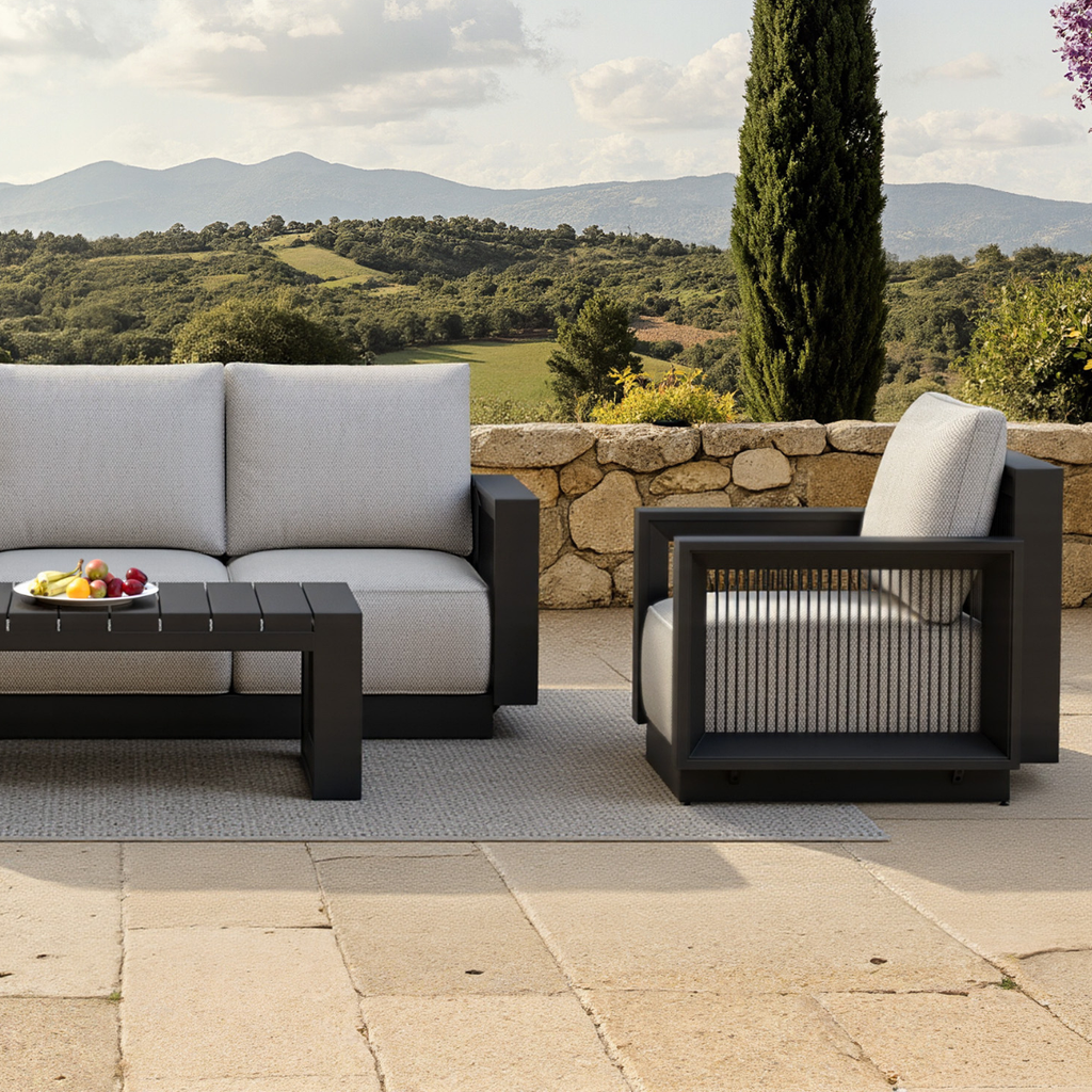 Ikos Outdoor Lounge Set onyx rope and cushion close up image
