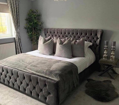 Oxford wing bed