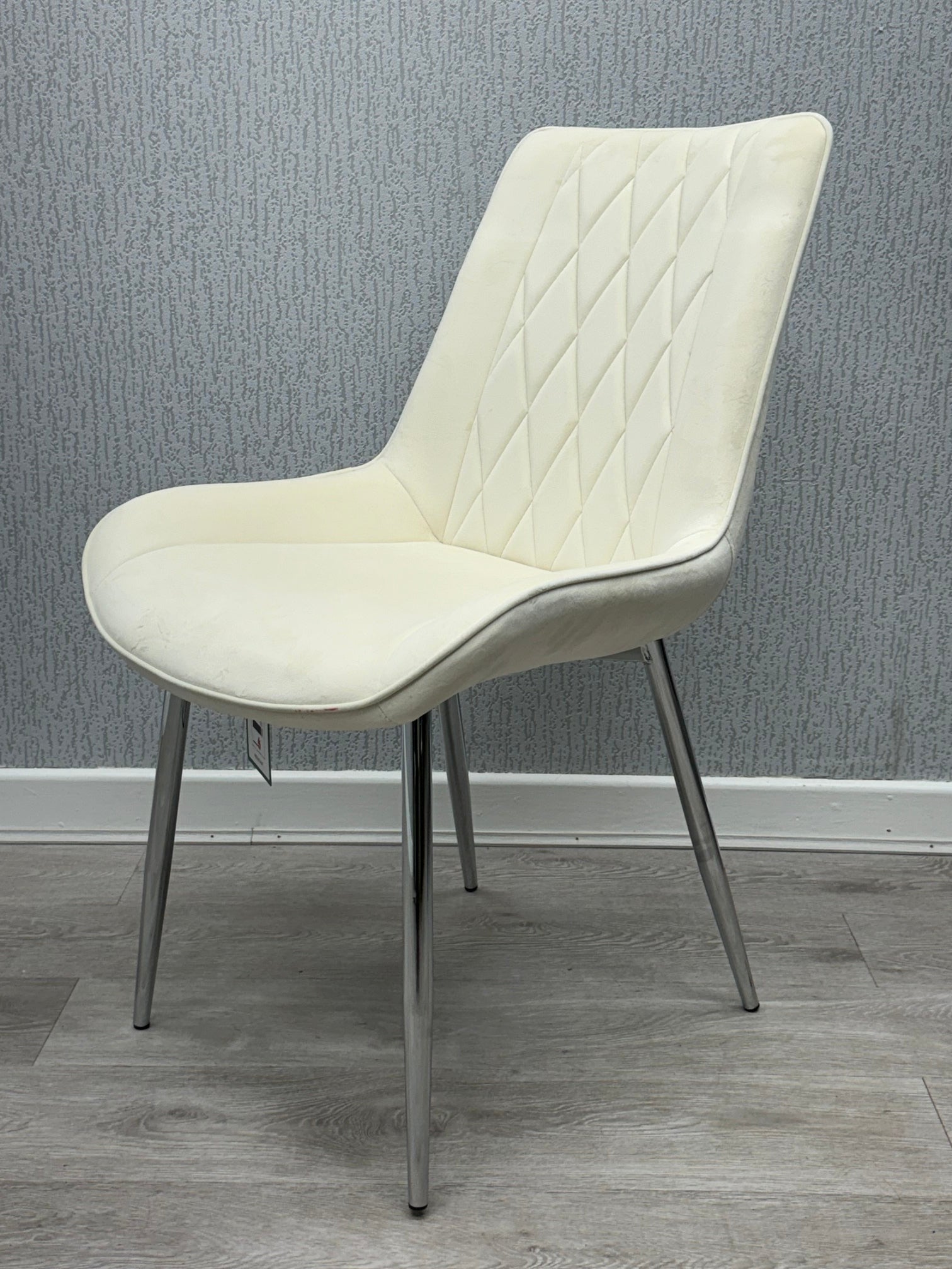 Mortiz plush velvet dining chair
